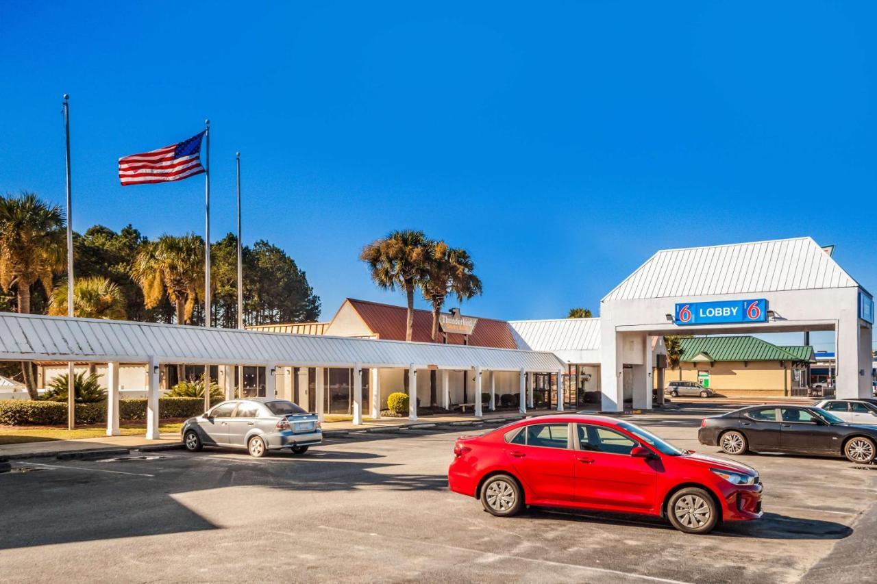 Motel 6-Florence, Sc Екстериор снимка
