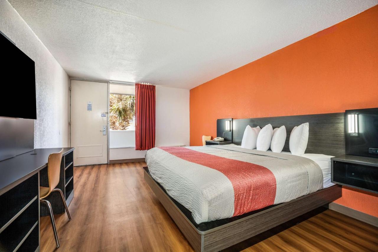 Motel 6-Florence, Sc Екстериор снимка